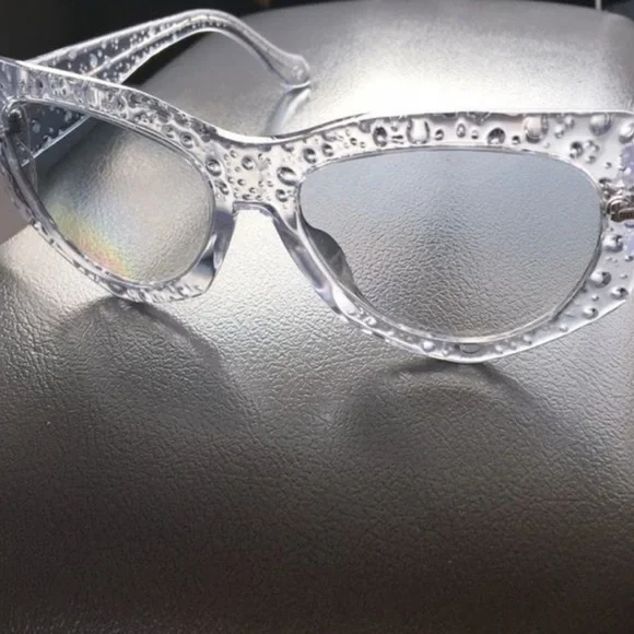 Balenciaga | Accessories | Balenciaga Bubble Sunglasses  display picture 2